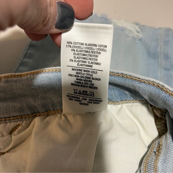 Joes High Rise Straight Jeans Ankle Length Light Wash Size 29 Distressed - Picture 8 of 8